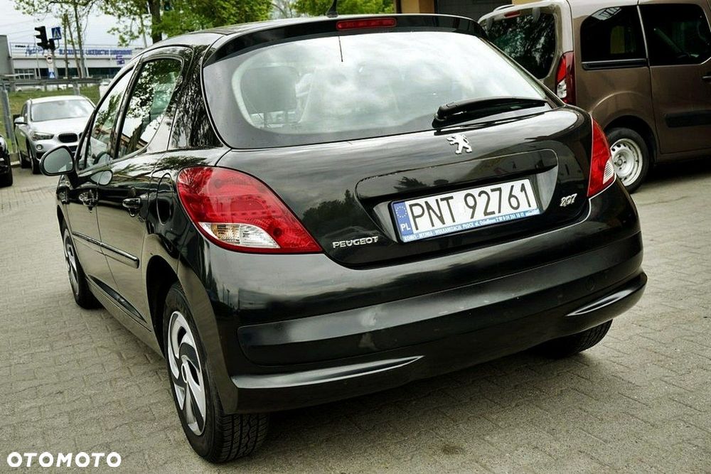 Peugeot 207 - 4