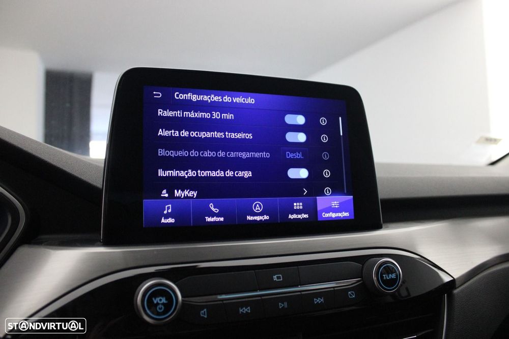 Ford Kuga 2.5 PHEV Titanium — fotografia 19