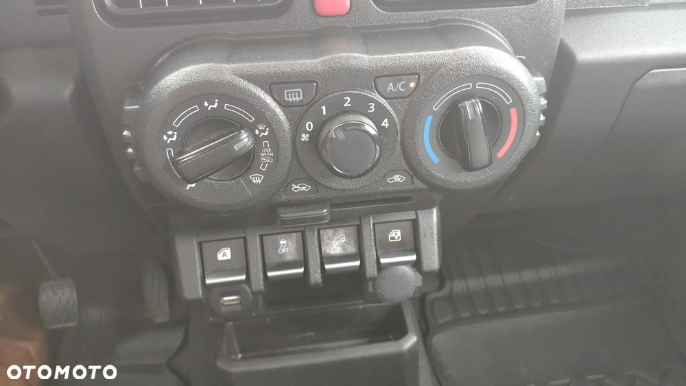 Suzuki Jimny 1.5 Pro - 20