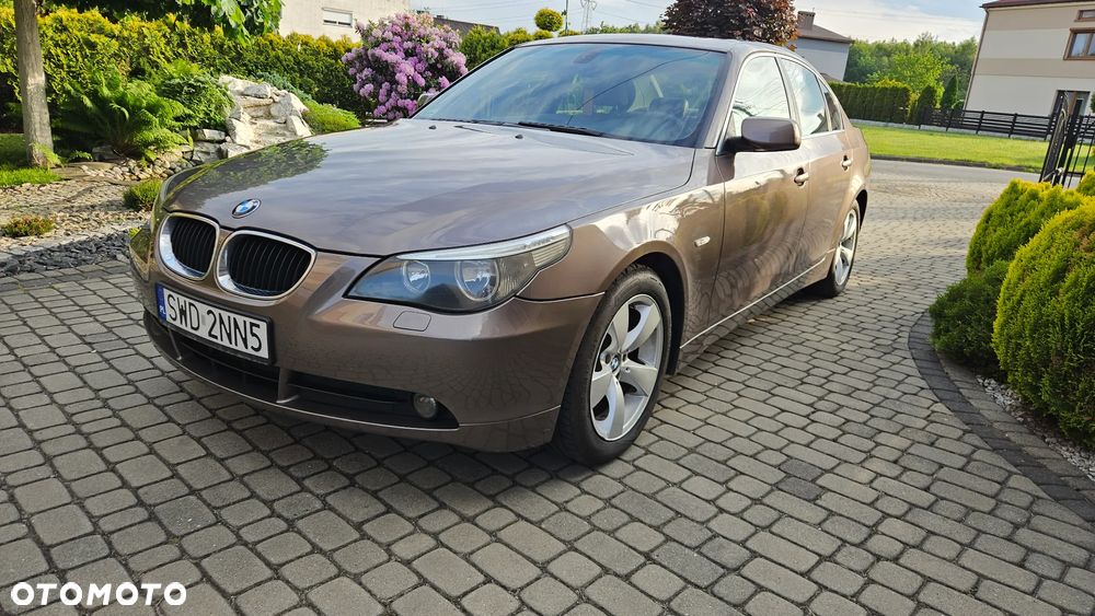BMW Seria 5 520i - 1