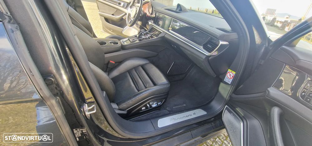 Porsche Panamera 4 E-Hybrid - 15