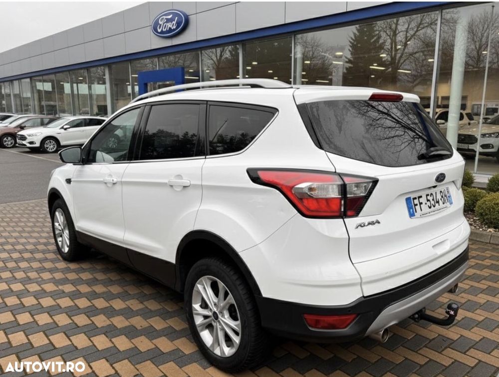 Ford Kuga 1.5 EcoBlue TITANIUM - 4