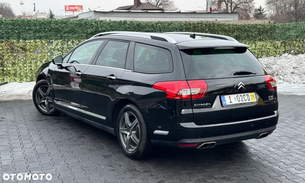 Citroën C5 V6 HDi 240 Biturbo FAP Exclusive - 8