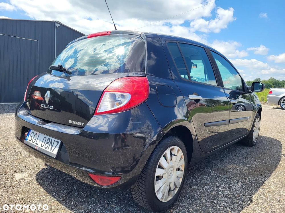 Renault Clio - 3