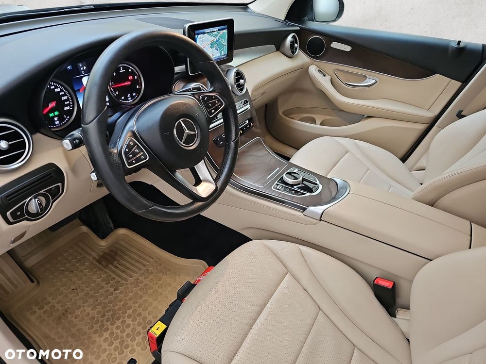 Mercedes-Benz GLC 220 d 4-Matic - 11