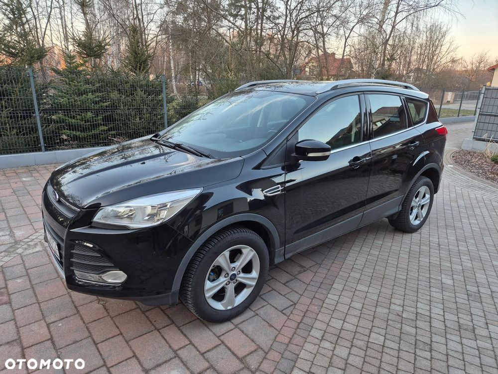 Ford Kuga - 1