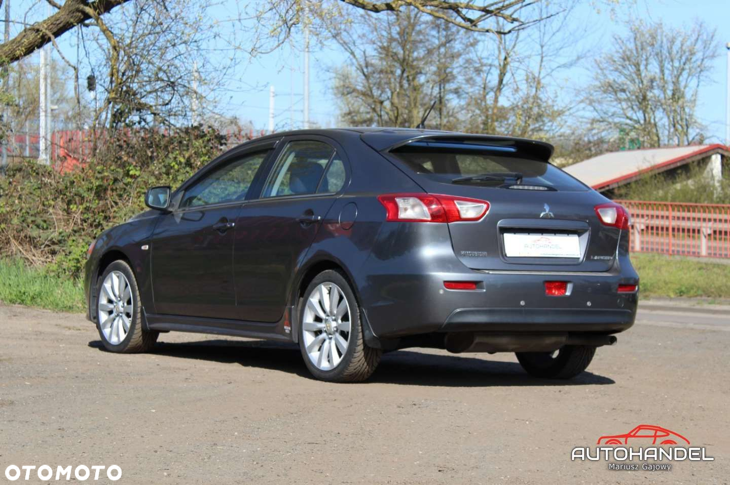 Mitsubishi Lancer - 4