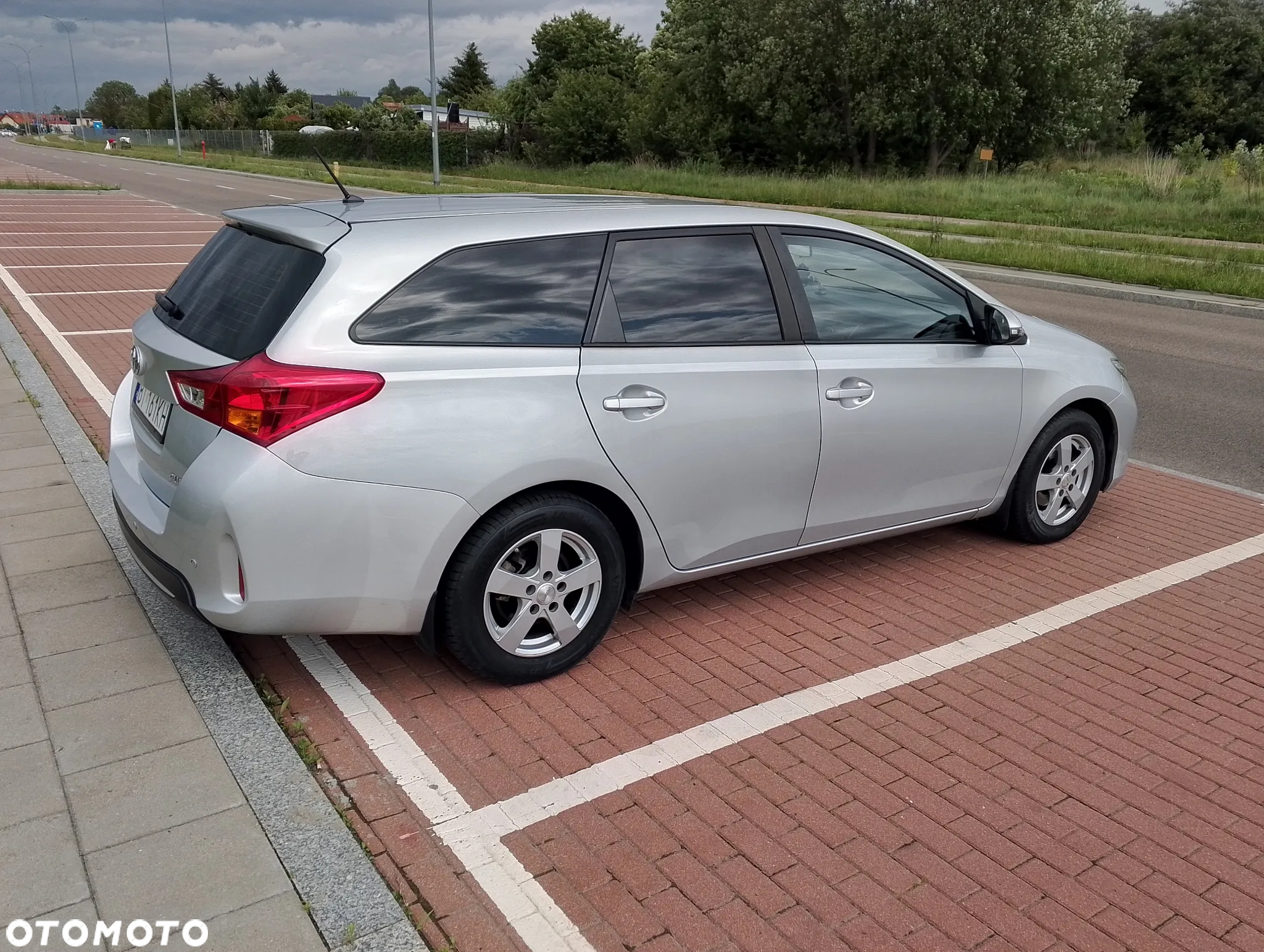 Toyota Auris 1.6 Dynamic - 13