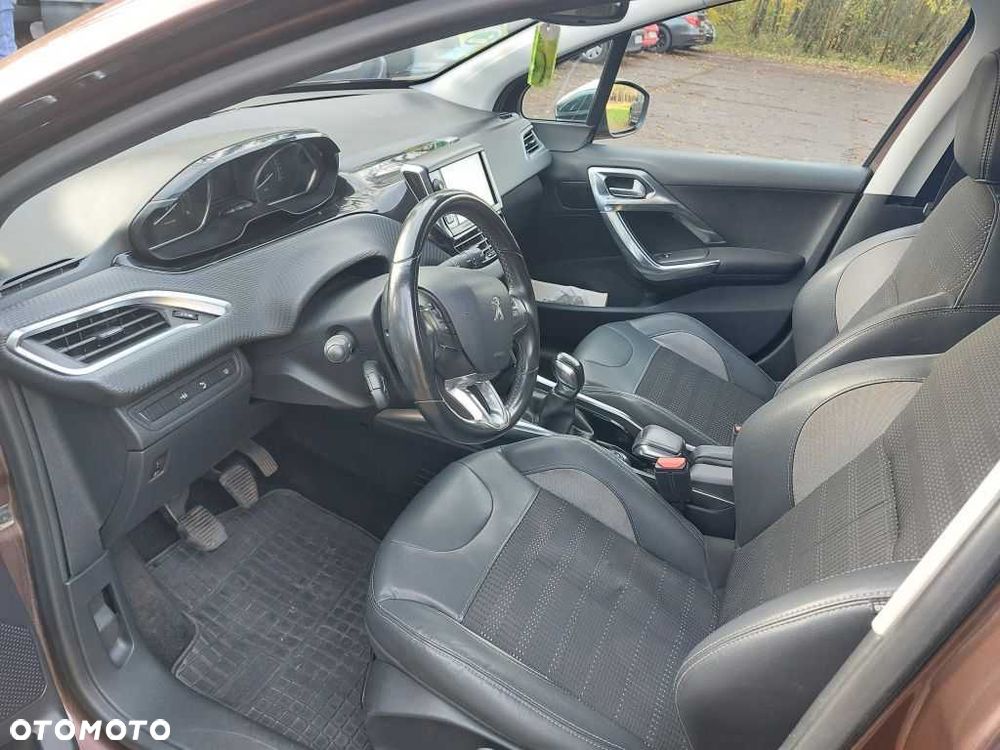 Peugeot 2008 - 6