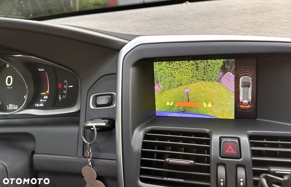 Volvo XC 60 D4 AWD Summum - 21