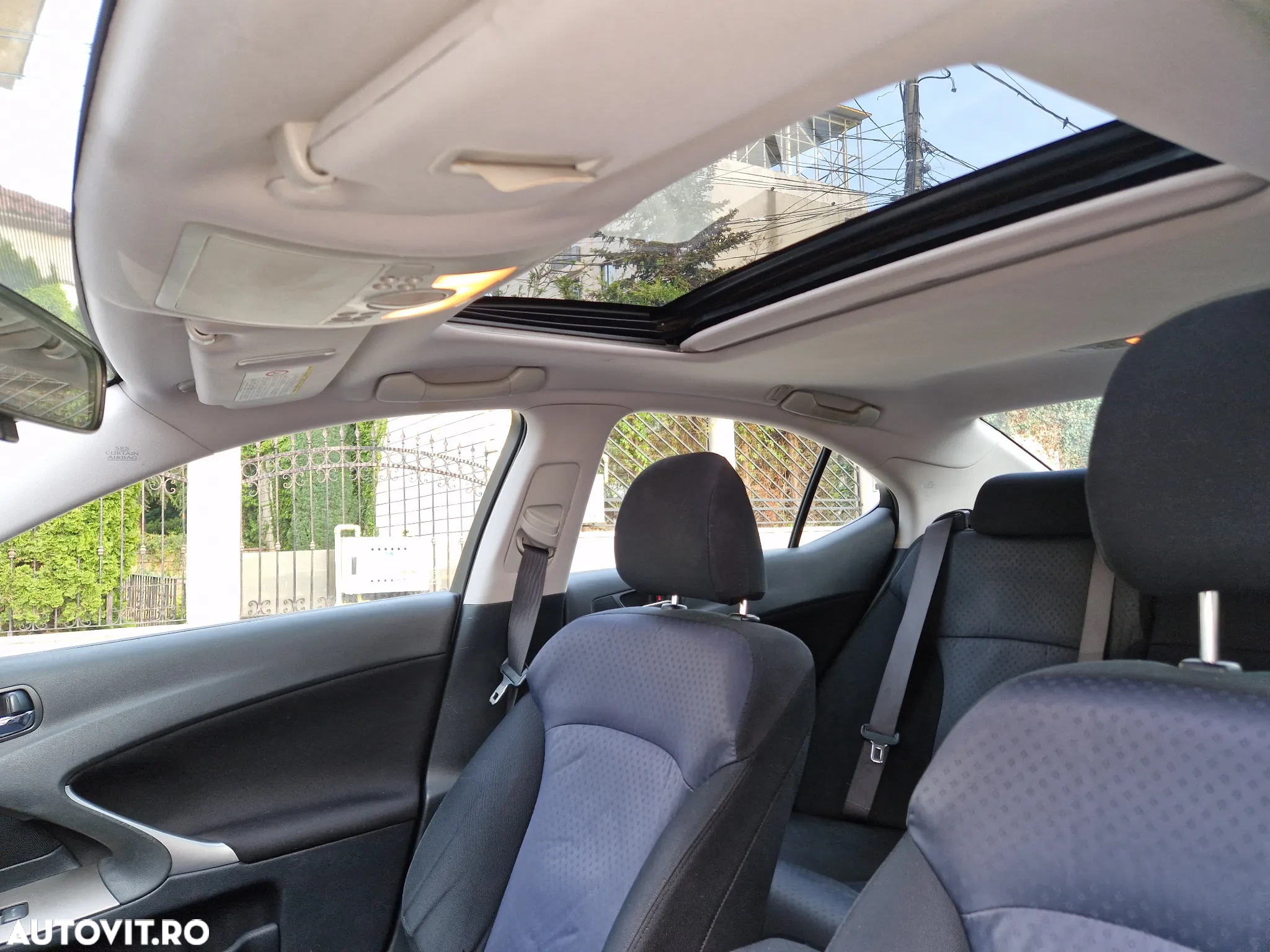 Lexus Seria IS 220d - 18
