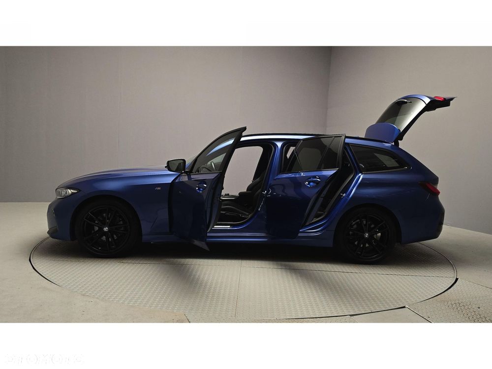 BMW Seria 3 320d xDrive M Sport - 10