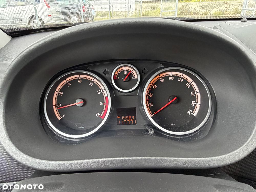 Opel Corsa 1.4 16V Color Edition - 17