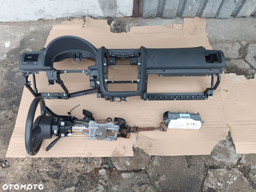 VW GOLF V KONSOLA DESKA ROZDZIELCZA KOMPLETNA - 1