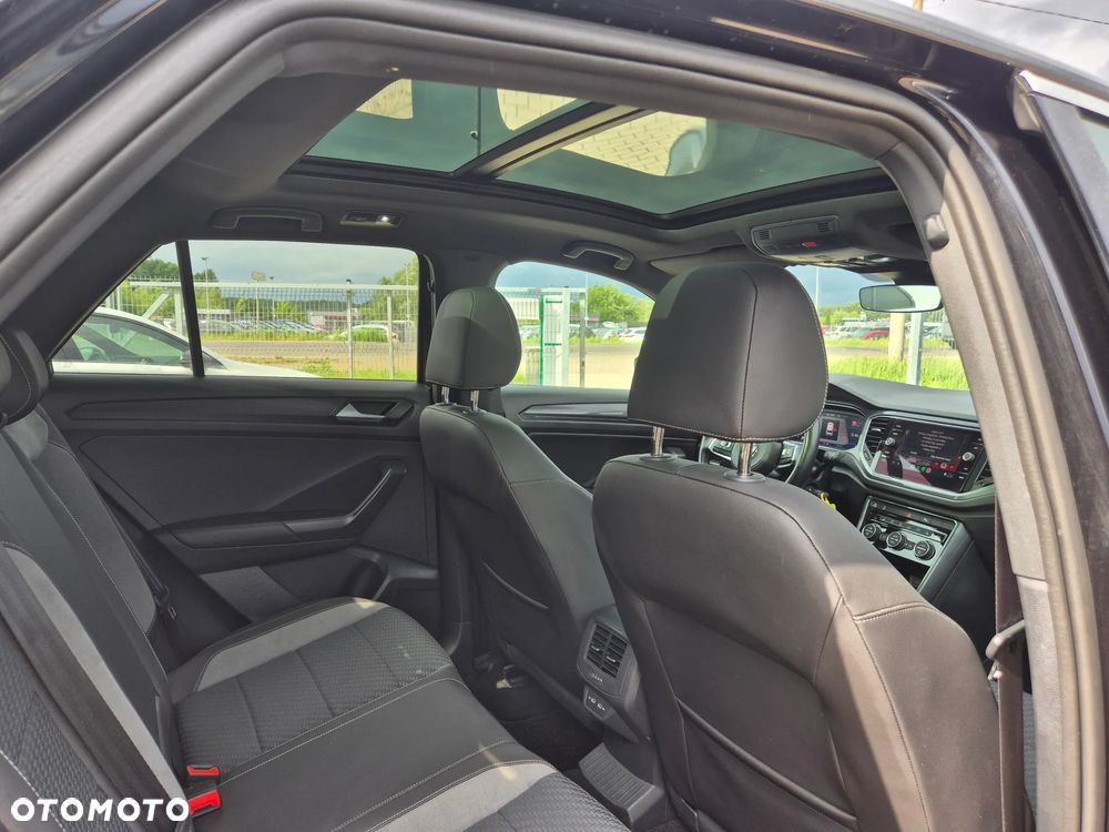 Volkswagen T-Roc 1.5 TSI OPF DSG R-Line - 18