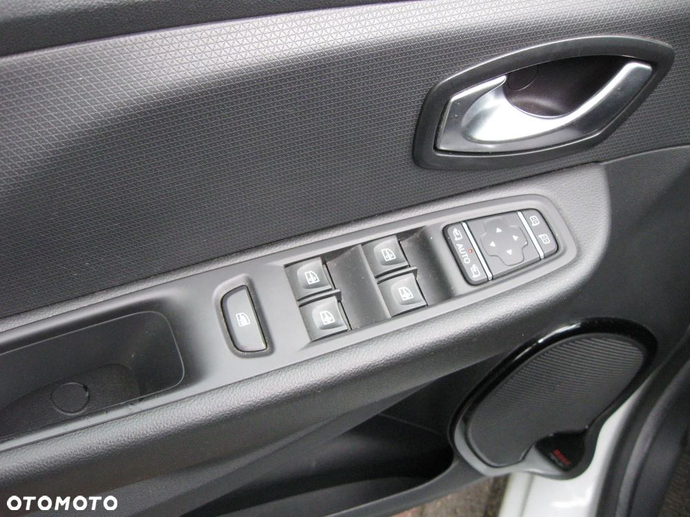 Renault Clio (Energy) dCi 90 Start & Stop INTENS - 16