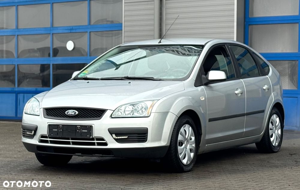Ford Focus 1.6 16V Style - 9