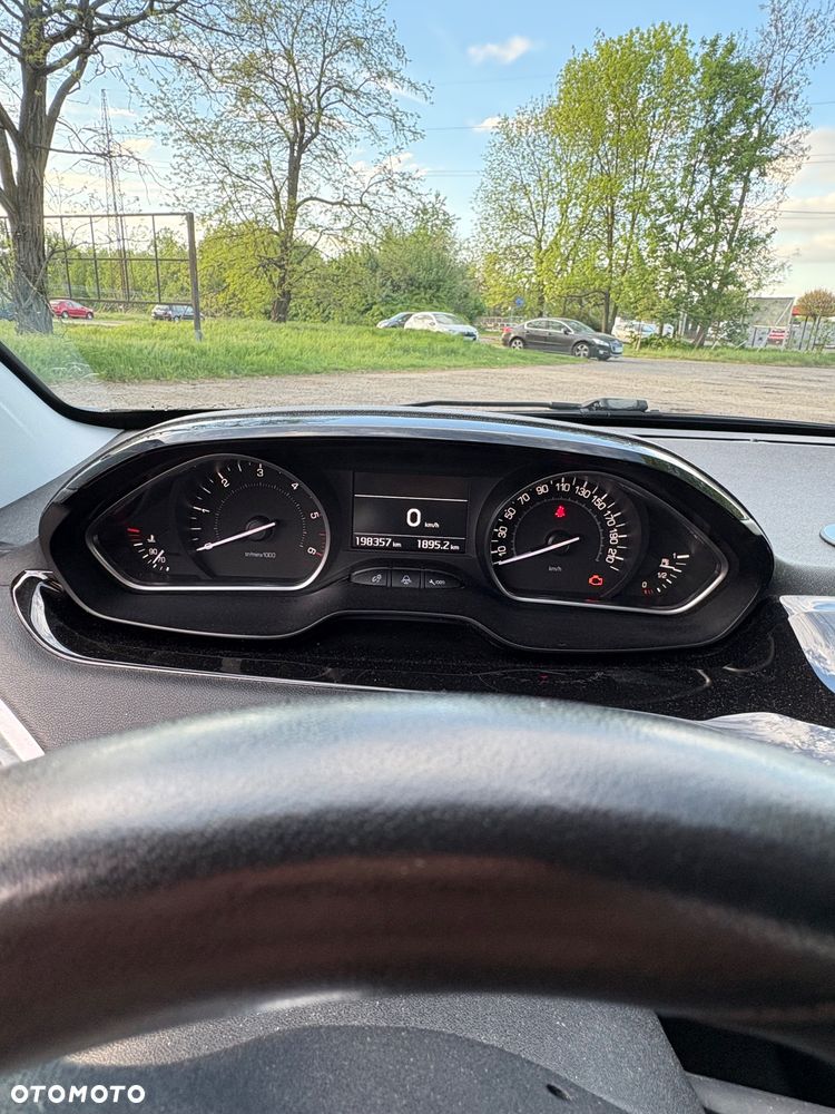 Peugeot 208 1.6 e-HDi Allure STT - 15