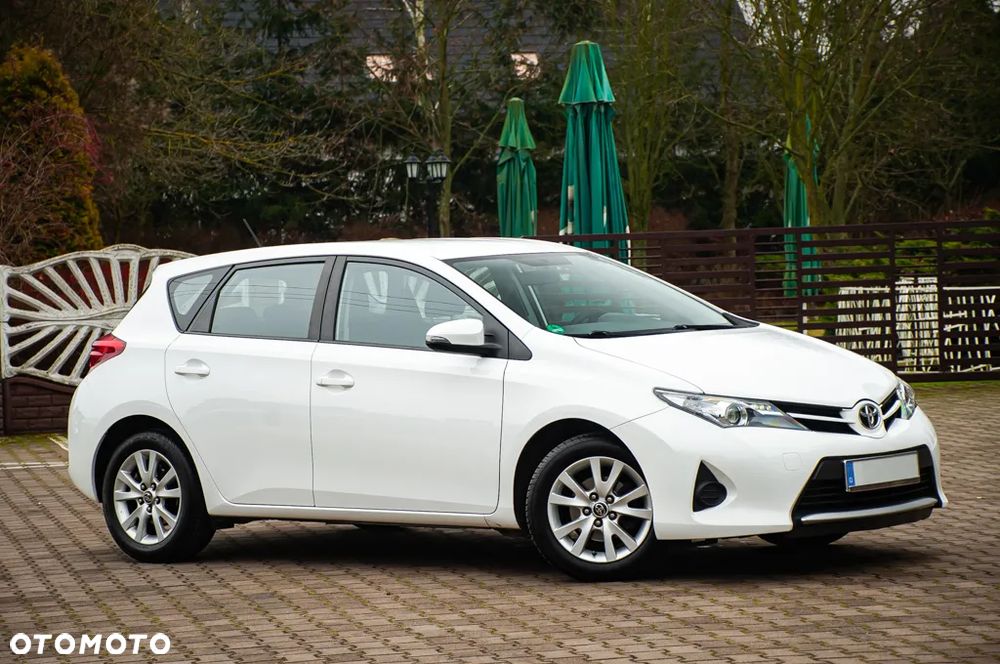 Toyota Auris 1.33 VVT-i Life - 10