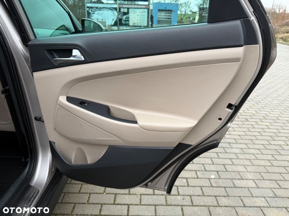 Hyundai Tucson blue 1.6 GDi 2WD Passion - 28