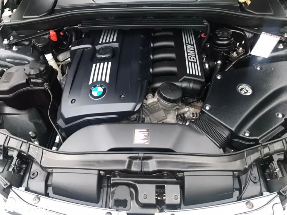 BMW Seria 1 130i - 3