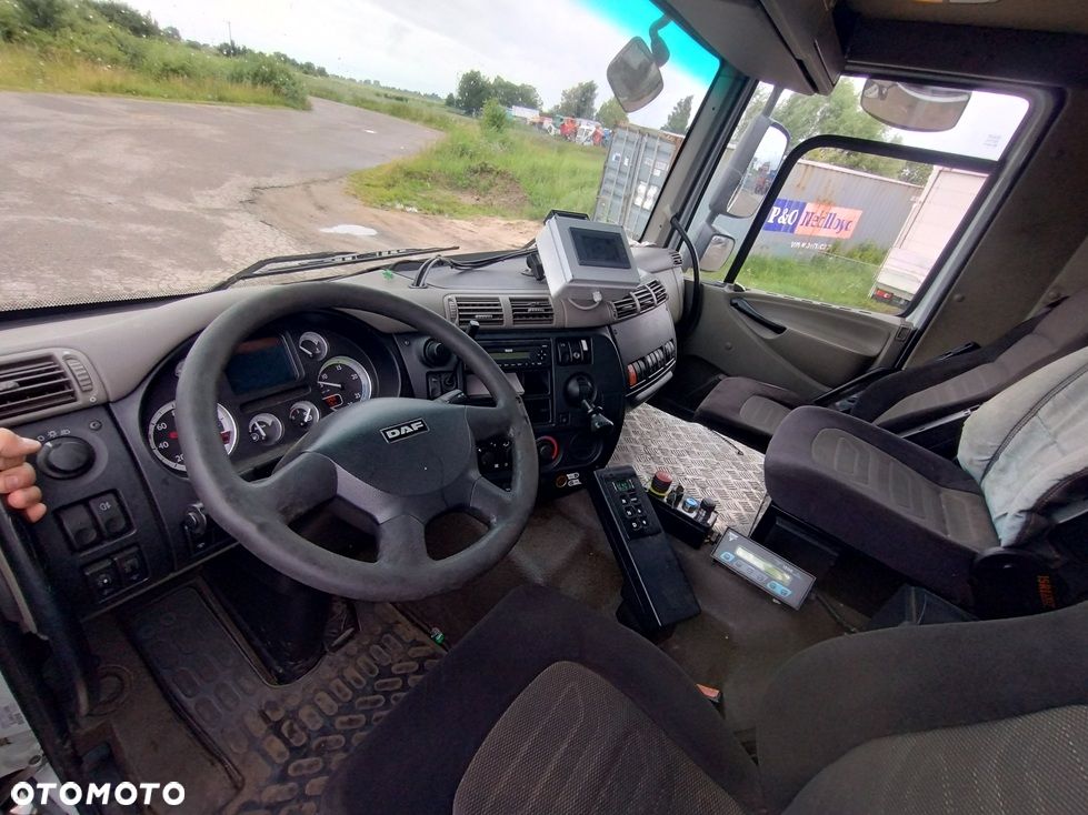 DAF CF 75 310 E5 TERBERG OLYMPUS 13 m3 - 12