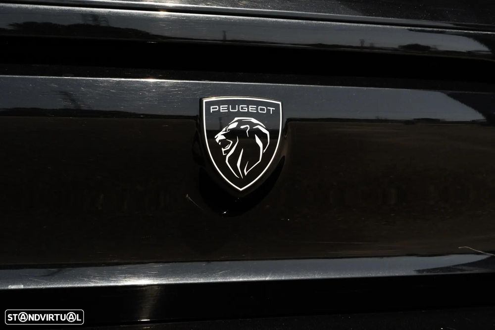 Peugeot 308 1.2 PureTech Allure - 36
