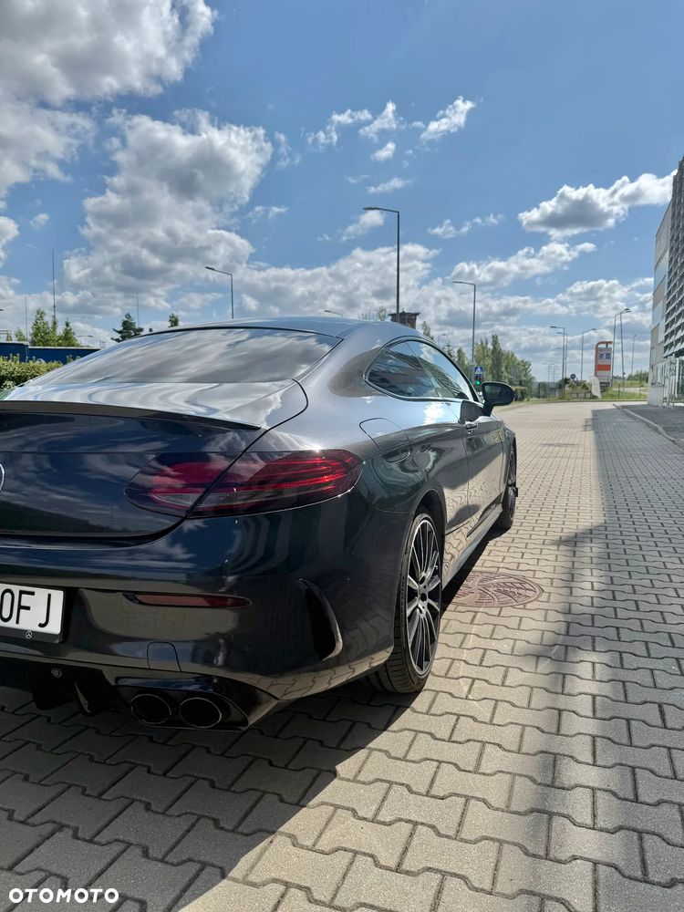 Mercedes-Benz Klasa C 300 9G-TRONIC AMG Line - 13
