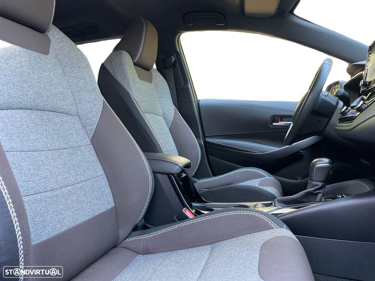 Toyota Corolla Touring Sports - 6