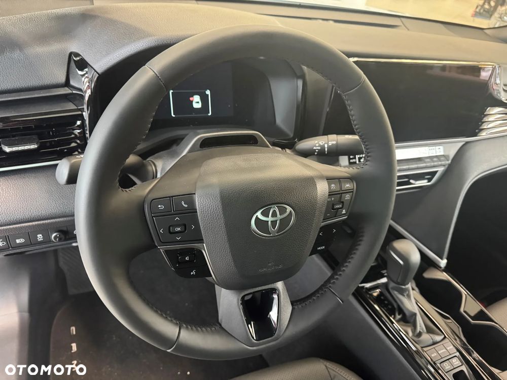 Toyota Camry 2.5 Hybrid Dynamic Force Comfort e-CVT - 6