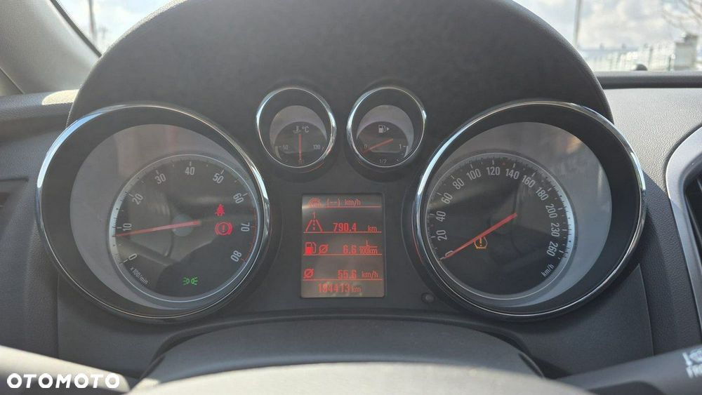 Opel Astra - 11