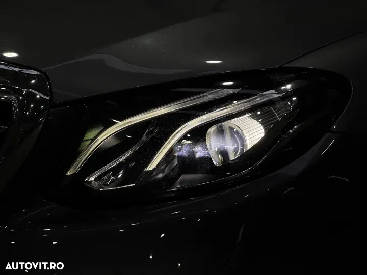 Mercedes-Benz E 220 d 4Matic 9G-TRONIC Exclusive - 6