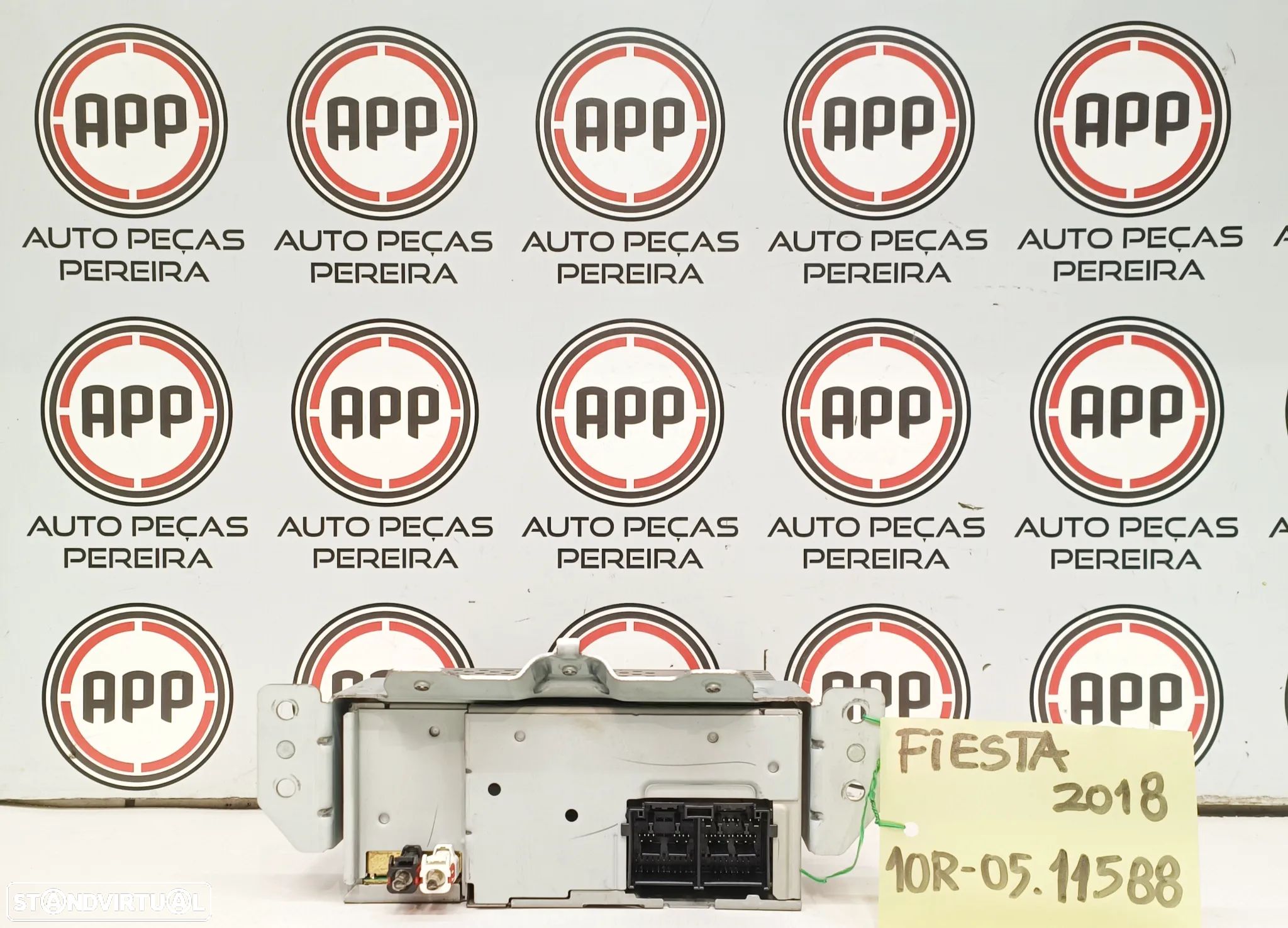 Radio Ford Fiesta de 2018, referência 10R-05.11588. - 1