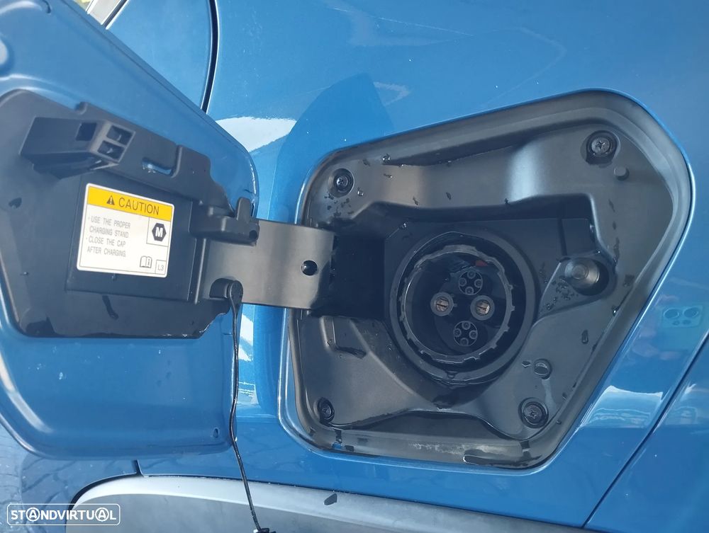 Lexus UX 300e Premium - 13