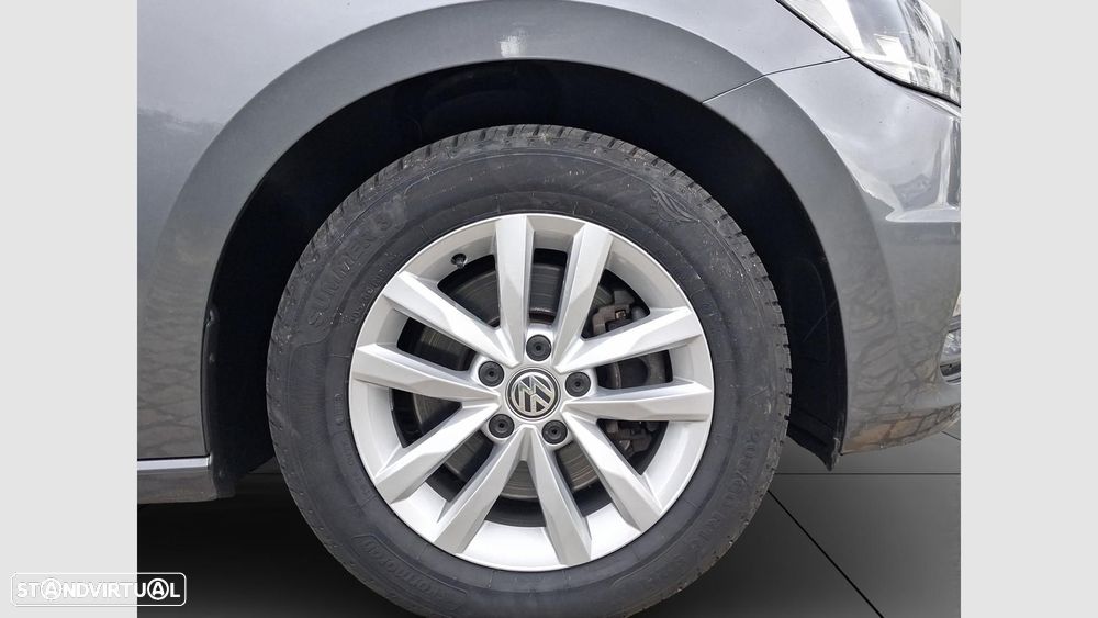 VW Touran 1.6 TDI Confortline - 17