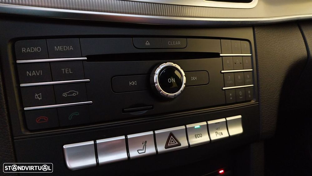 Mercedes-Benz E 250 BlueTEC Avantgarde Auto. - 13