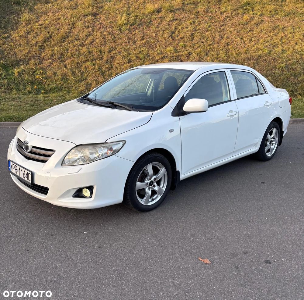 Toyota Corolla 1.6 VVT-i Luna Start - 1