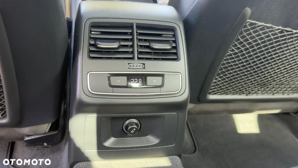 Audi A4 Limousine 40 TFSI quattro S tronic - 21