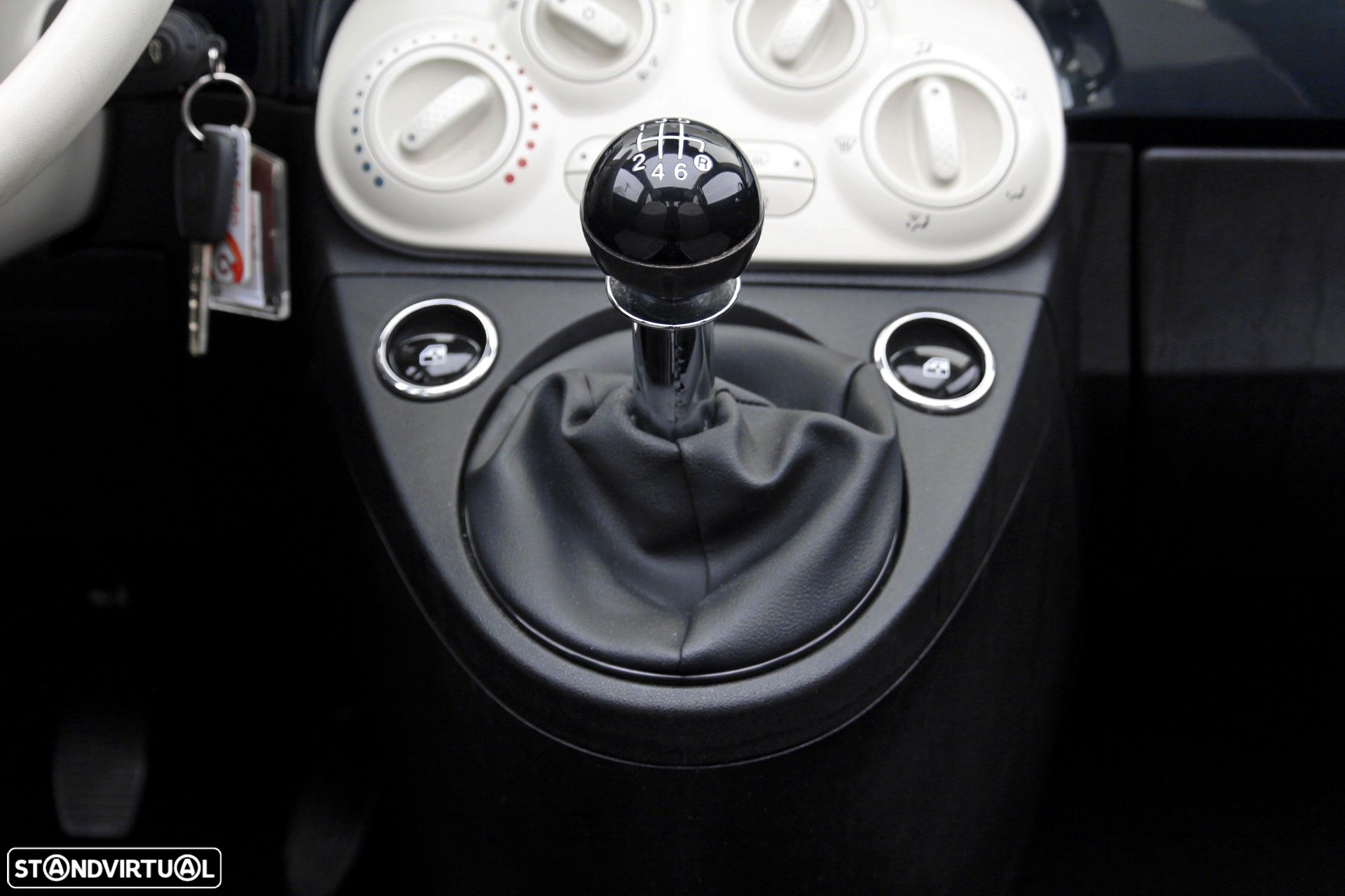 Fiat 500C 1.0 Hybrid Lounge - 30