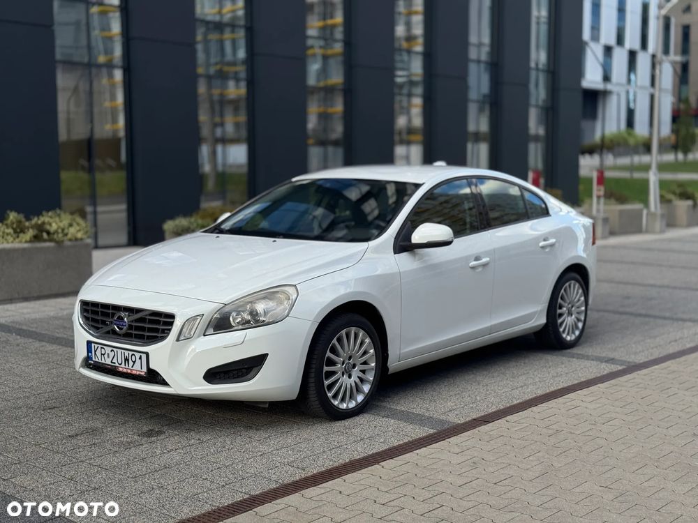 Volvo S60 - 1
