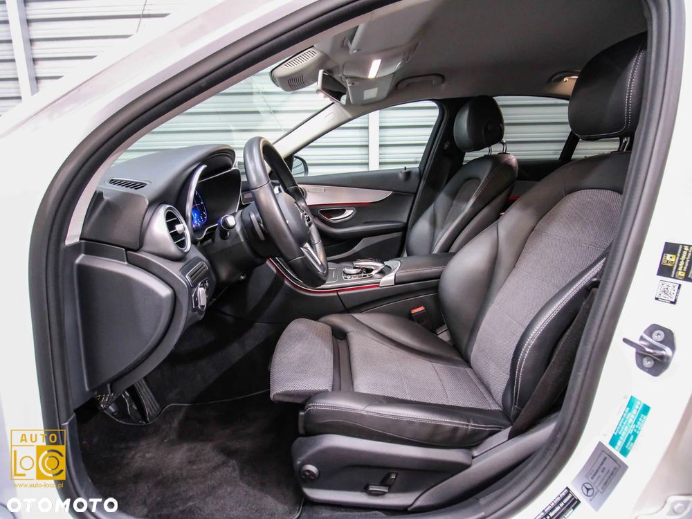 Mercedes-Benz Klasa C 220 d 4Matic 9G-TRONIC Avantgarde - 12
