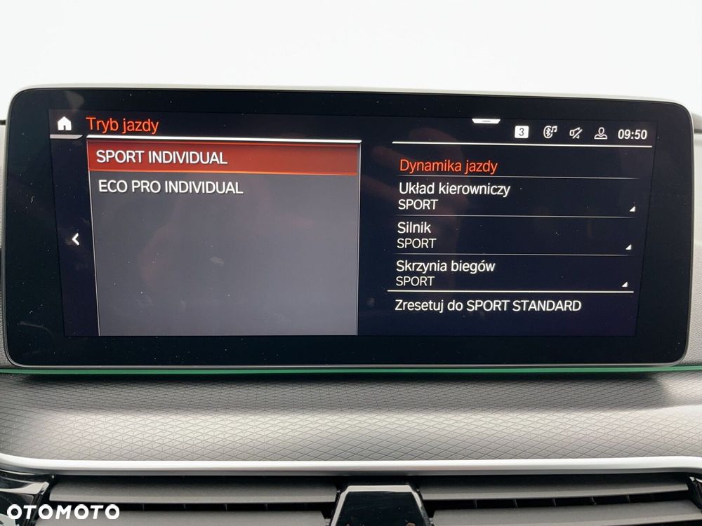 BMW Seria 5 520d xDrive mHEV M Sport sport - 39