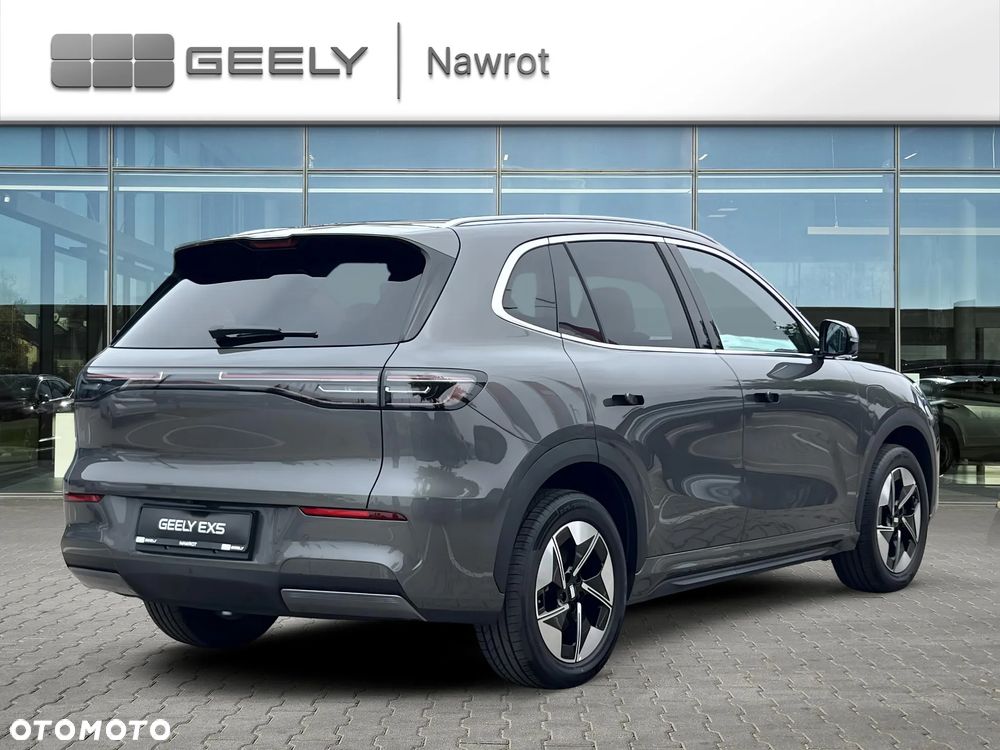 Geely EX5 - 5
