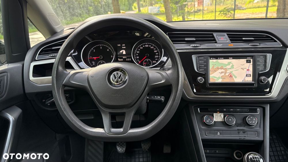 Volkswagen Touran 1.6 TDI SCR (BlueMotion Technology) Comfortline - 28