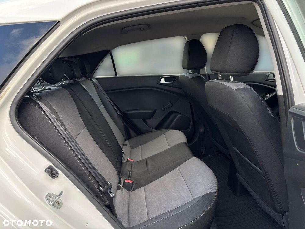 Hyundai i20 1.2 Classic Plus - 29