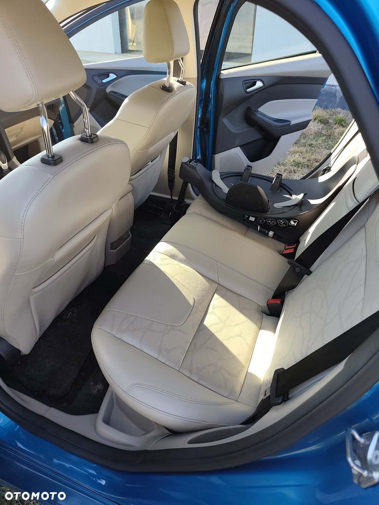 Ford Focus - 17