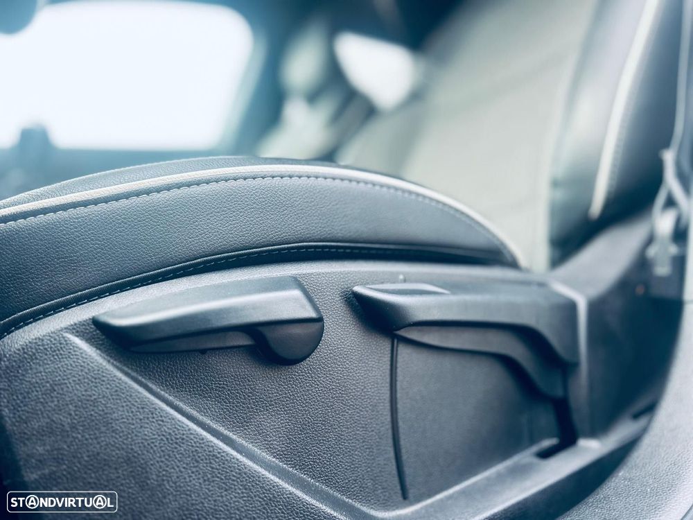 Renault Clio 1.0 TCe Intens - 26