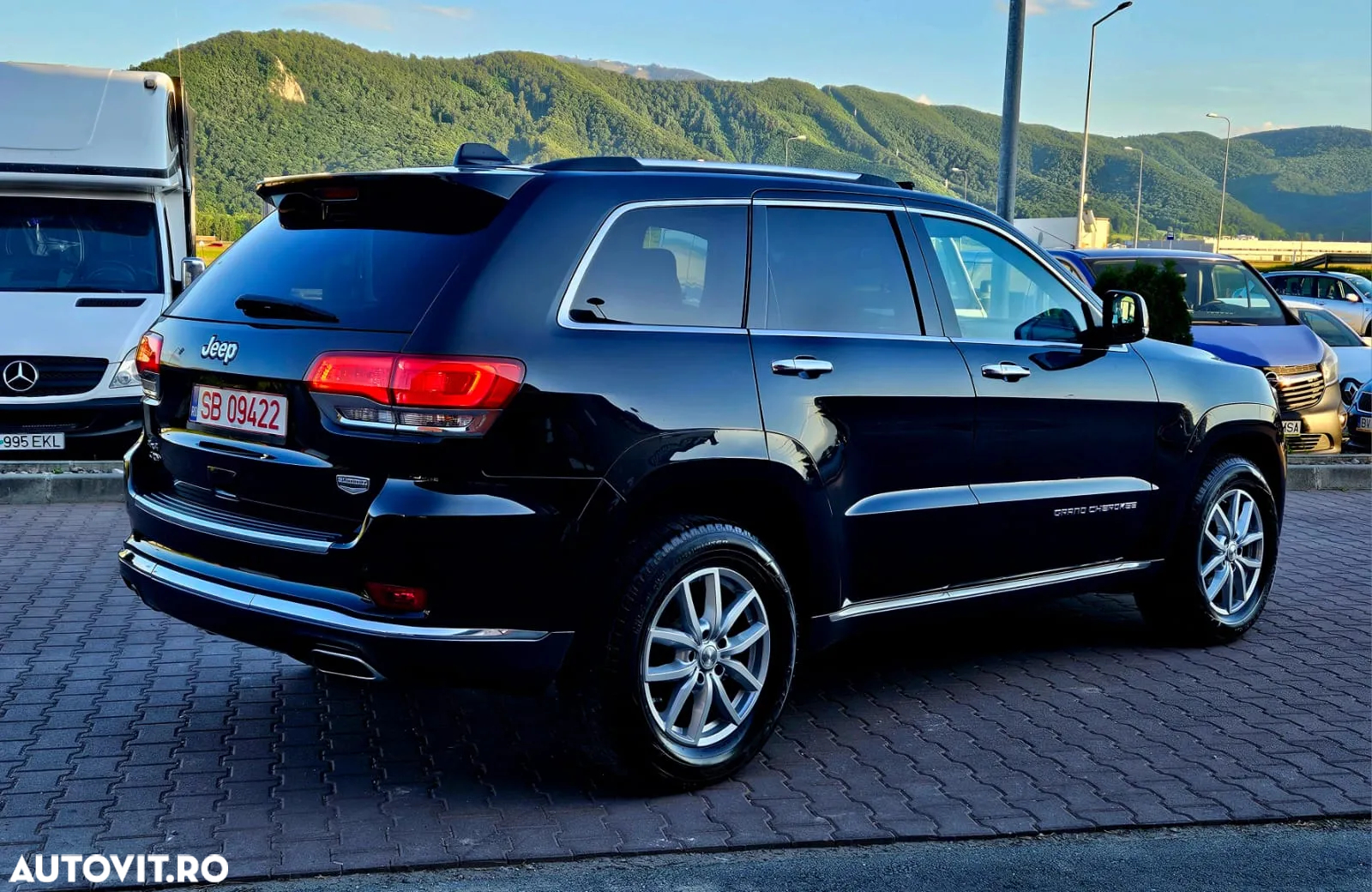 Jeep Grand Cherokee 3.0 V6 Multijet 4WD Automatik Summit - 3