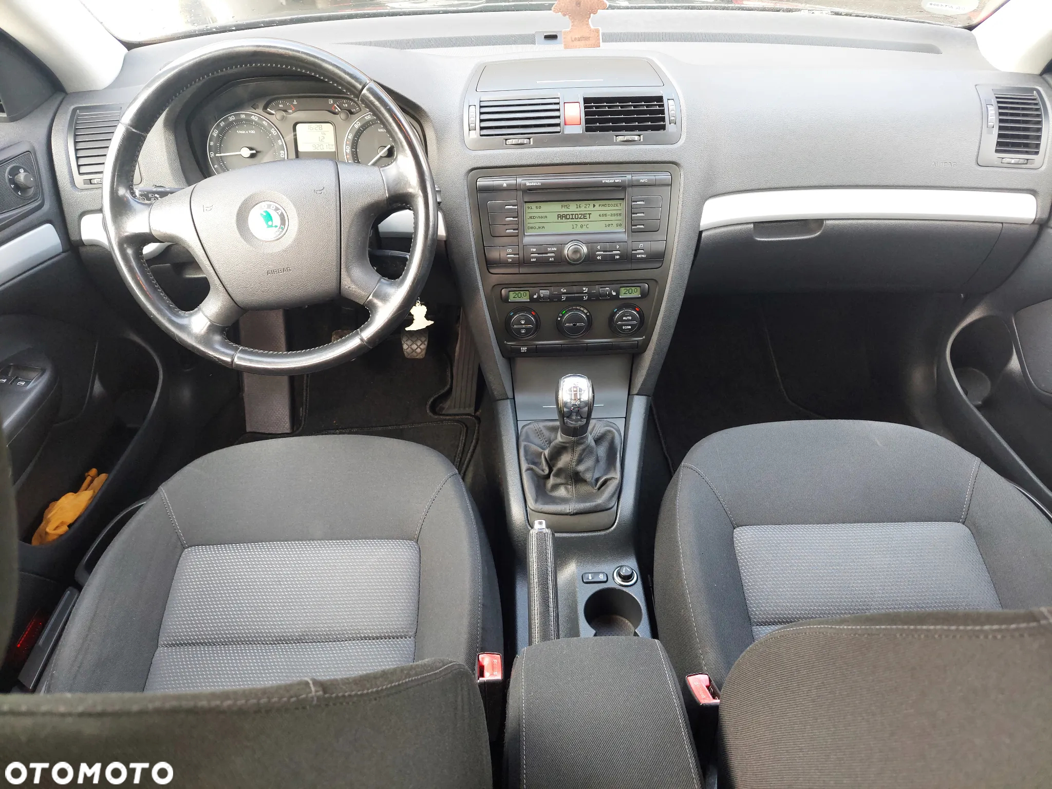 Skoda Octavia Combi 1.6 Elegance - 7