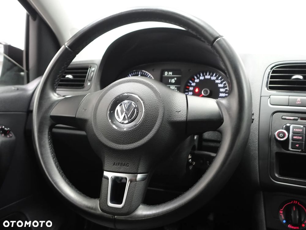 Volkswagen Polo 1.4 16V Trendline - 37